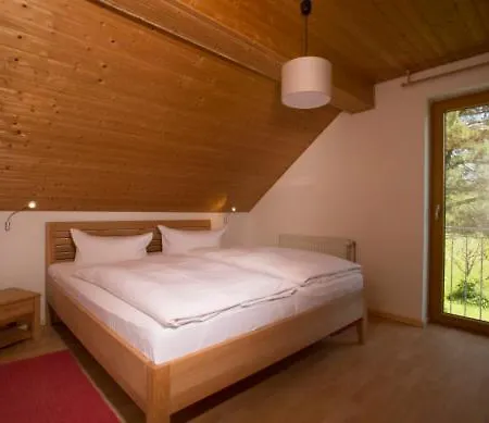 Ferienhaus-park Brennickenswerder Лихен