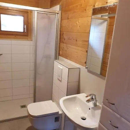 Ferienhaus-park Brennickenswerder Лихен