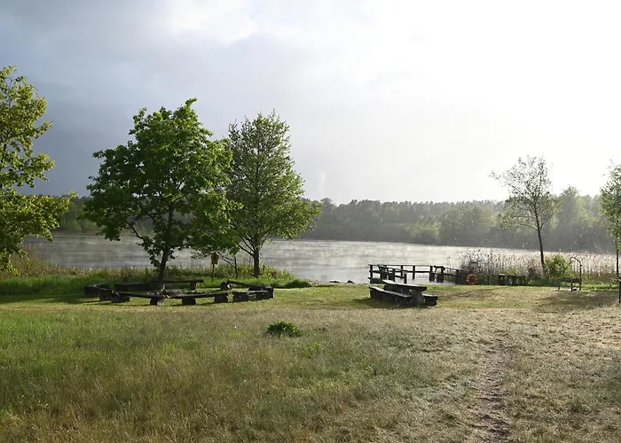 Ferienhaus-park Brennickenswerder 利兴