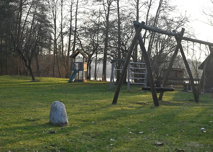 假日公园 Ferienhaus-park Brennickenswerder 利兴